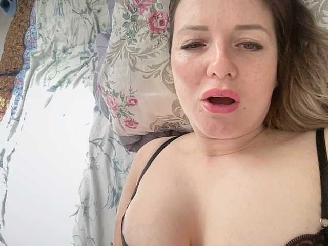 Natalii87's BongaCams show and profile