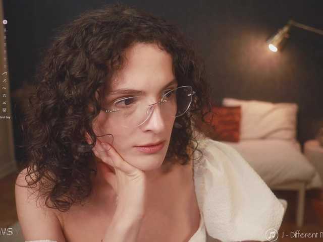 ARTA-live's BongaCams show and profile
