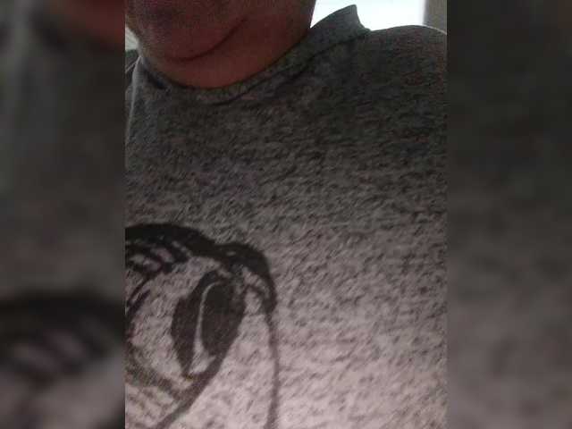 Arlisaac's BongaCams show and profile