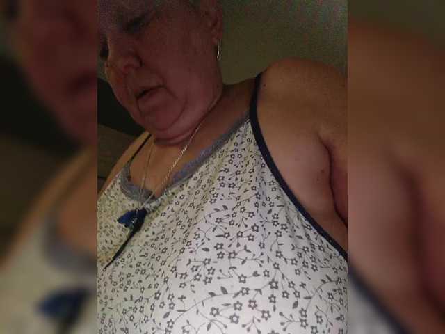 Arlisaac's BongaCams show and profile