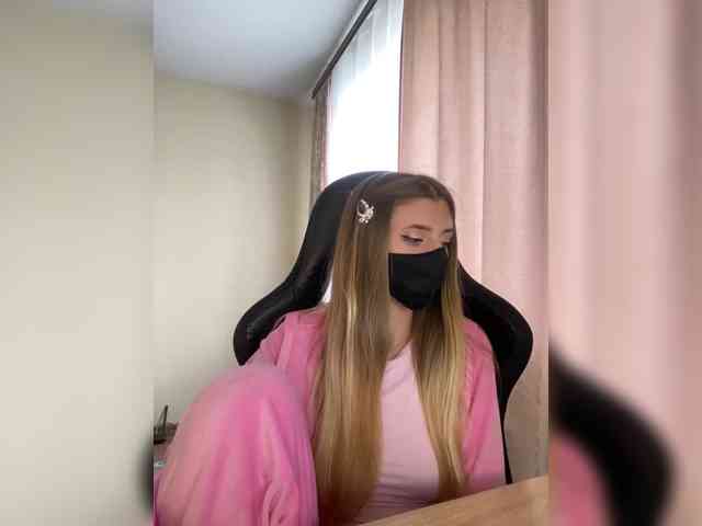 girlsmesweet Live Webcam on BongaCams