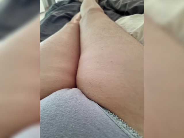 JesicaHouse's BongaCams show and profile