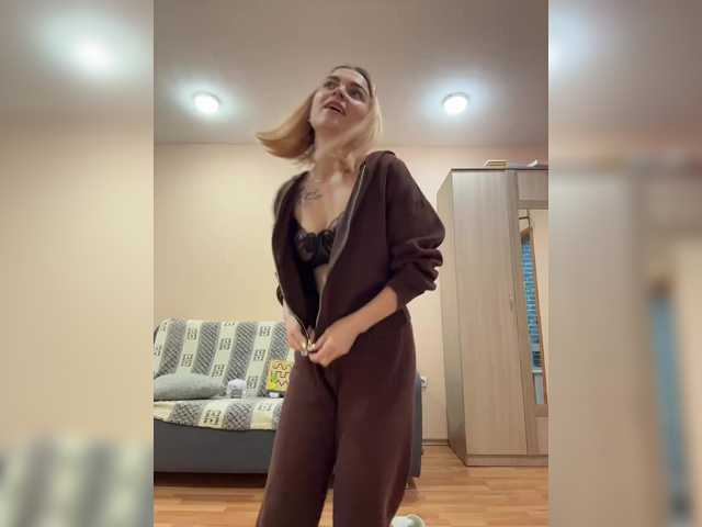 x-x-x-x-x – webcam model profile photo