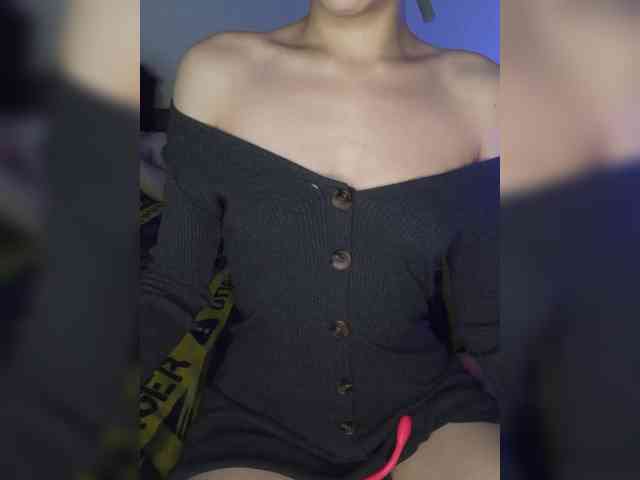 Plohishi2 Live Webcam on BongaCams