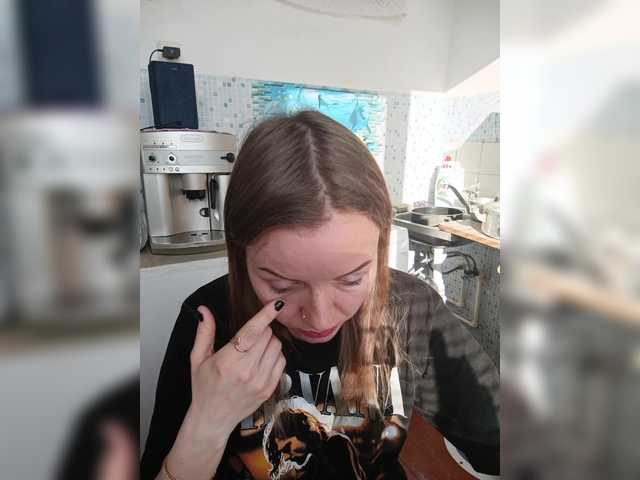 Alenushka888's BongaCams show and profile