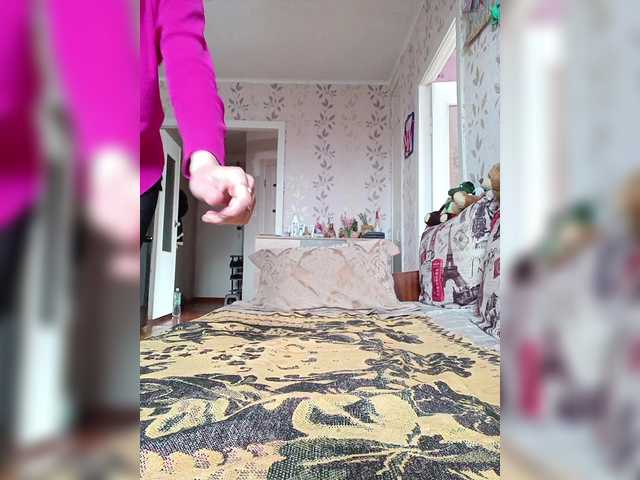 Alenushka888's BongaCams show and profile