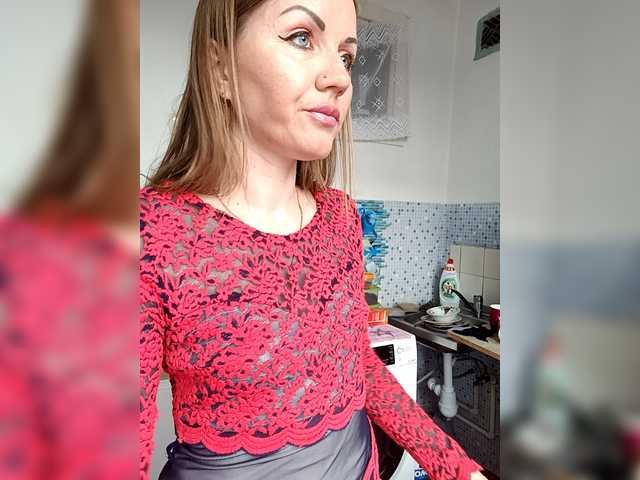 Alenushka888's BongaCams show and profile