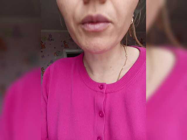 Alenushka888's BongaCams show and profile