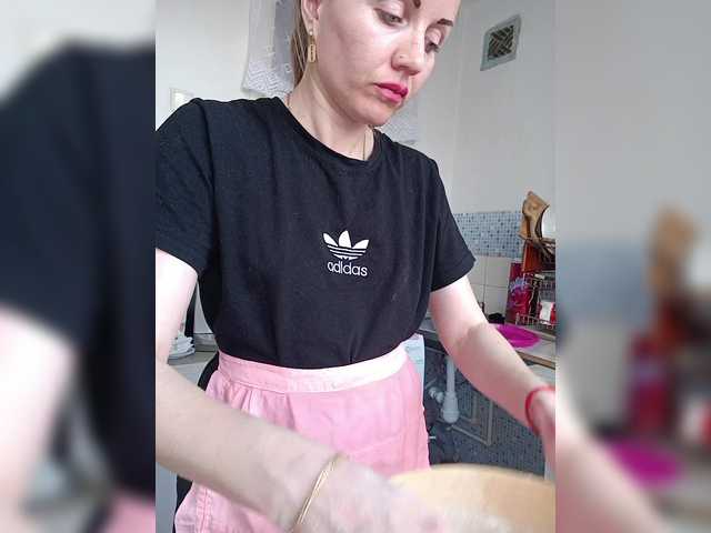 Alenushka888's BongaCams show and profile