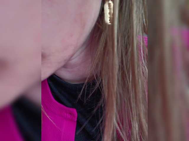 Alenushka888's BongaCams show and profile