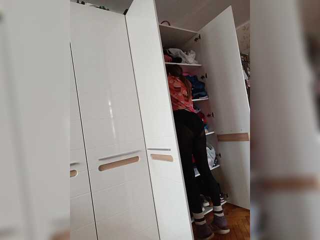 Alenushka888's BongaCams show and profile