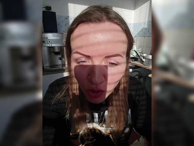 Alenushka888's BongaCams show and profile