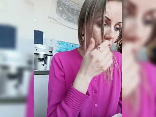 Alenushka888's BongaCams show and profile