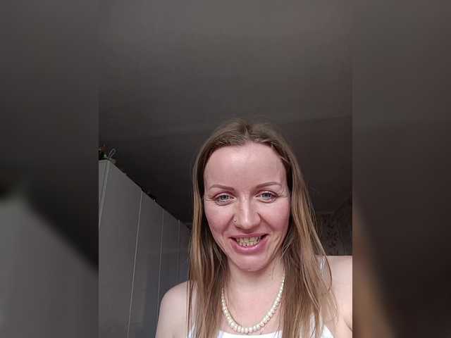 Alenushka888's BongaCams show and profile