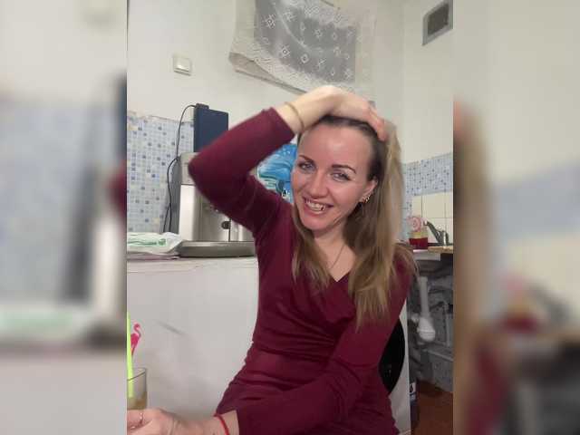 Alenushka888's BongaCams show and profile