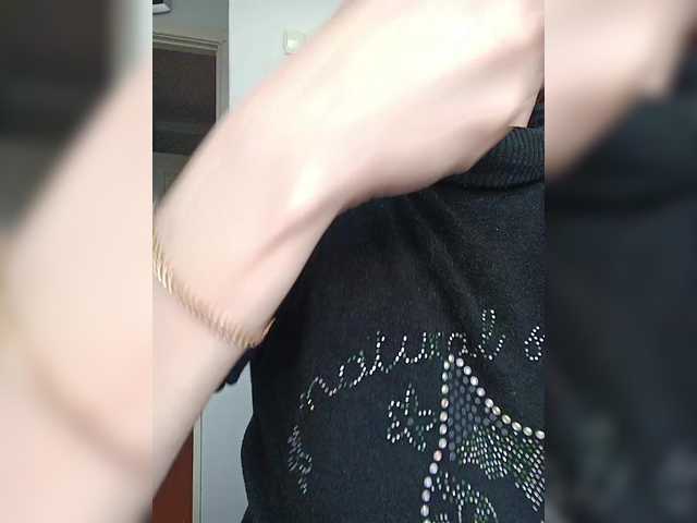 Alenushka888's BongaCams show and profile