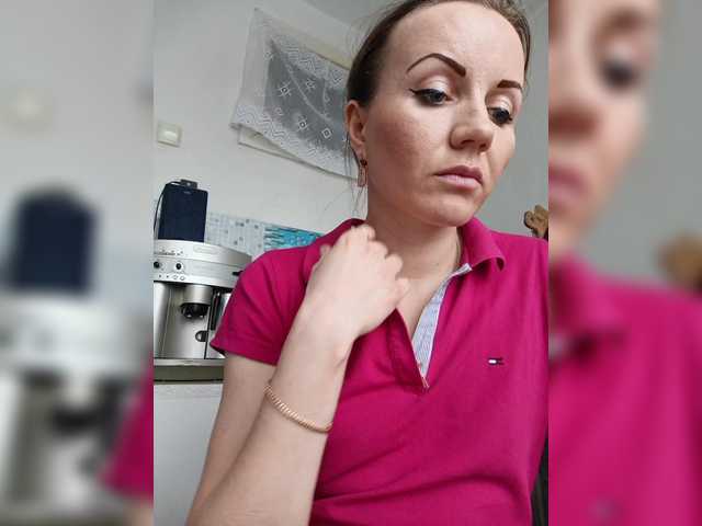 Alenushka888's BongaCams show and profile