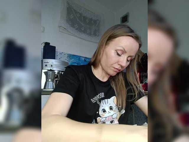 Alenushka888's BongaCams show and profile