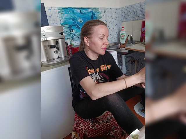 Alenushka888's BongaCams show and profile