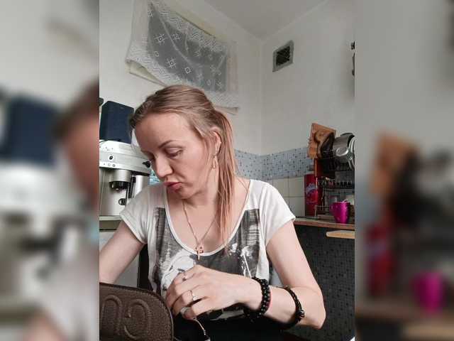 Alenushka888's BongaCams show and profile