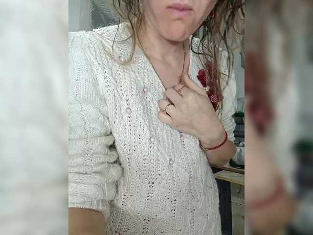 Alenushka888's BongaCams show and profile