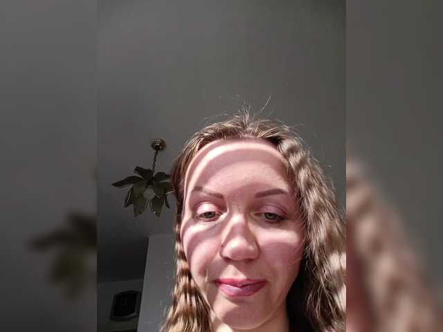 Alenushka888's BongaCams show and profile