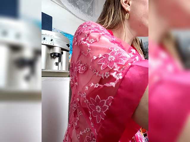 Alenushka888's BongaCams show and profile