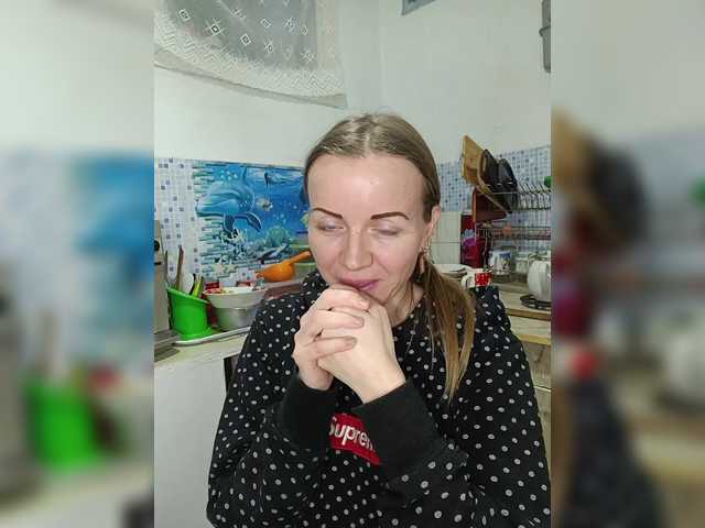 Alenushka888's BongaCams show and profile