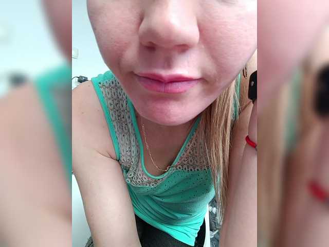 Alenushka888's BongaCams show and profile