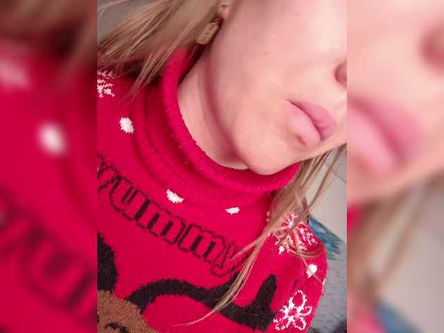 Alenushka888's BongaCams show and profile