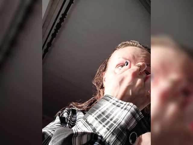 Alenushka888's BongaCams show and profile