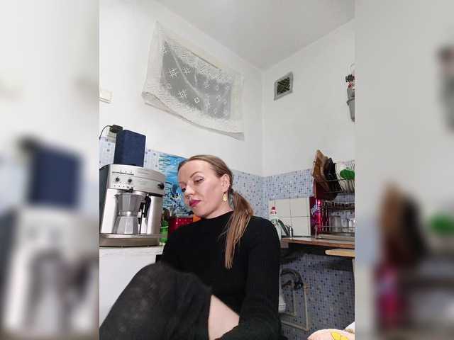 Alenushka888's BongaCams show and profile
