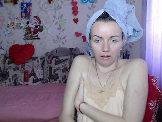 Alenushka888 live cam