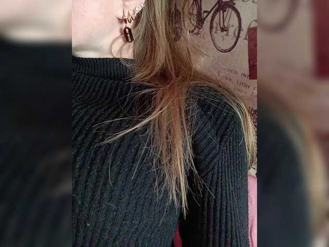 Alenushka888's BongaCams show and profile