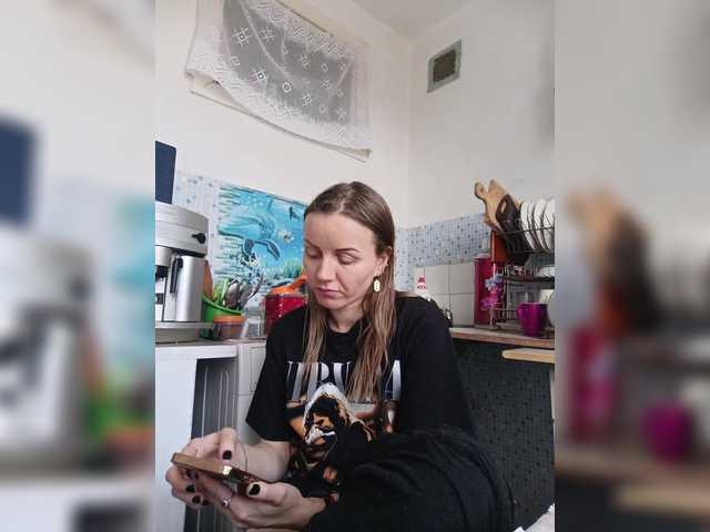 Alenushka888's BongaCams show and profile