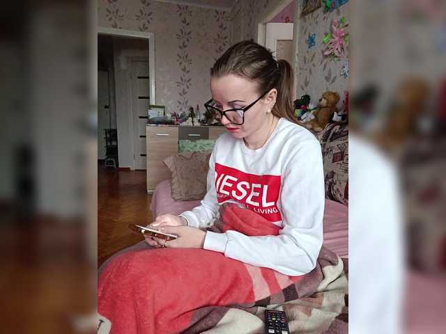 Alenushka888's BongaCams show and profile