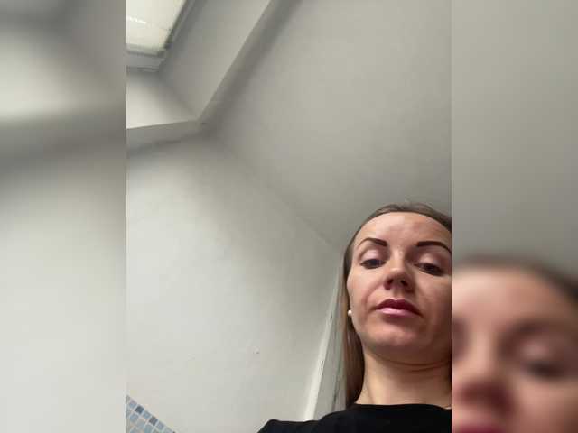Alenushka888 from BongaCams