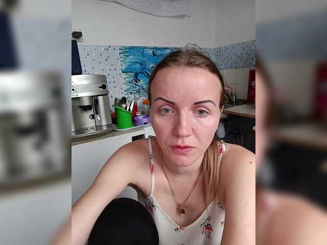 Alenushka888's BongaCams show and profile