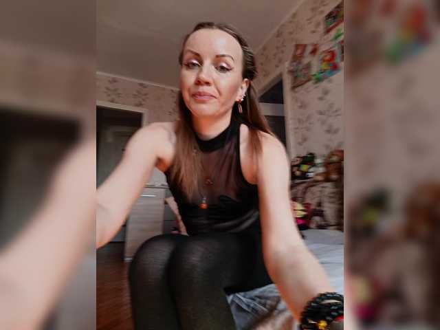 Alenushka888's BongaCams show and profile