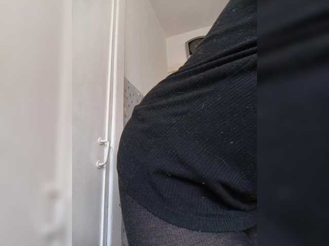 Alenushka888's BongaCams show and profile