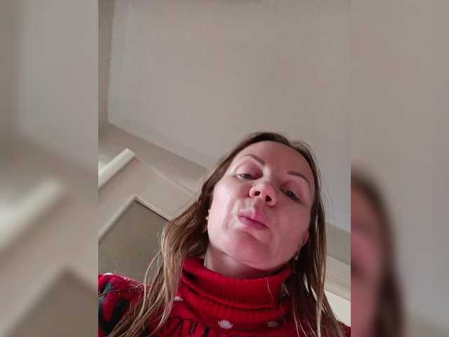 Alenushka888's BongaCams show and profile