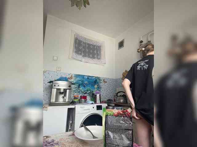 Alenushka888 Live Webcam on BongaCams