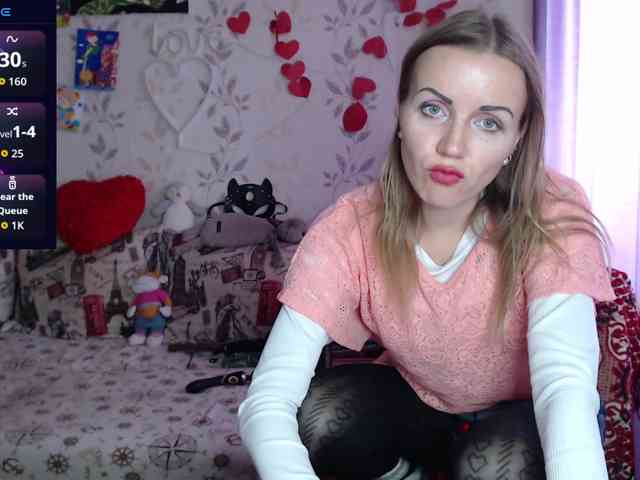 Alenushka888 Live Webcam on BongaCams