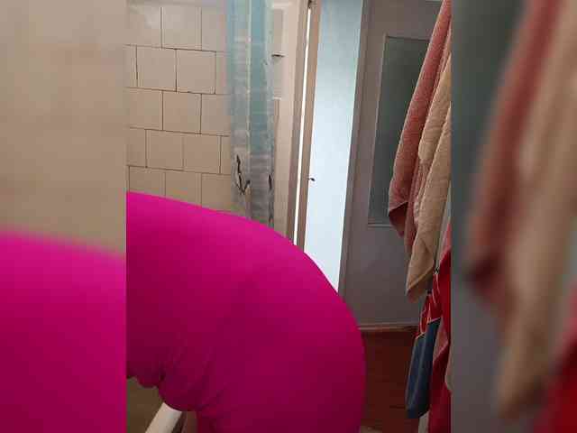 Alenushka888 Live Webcam on BongaCams