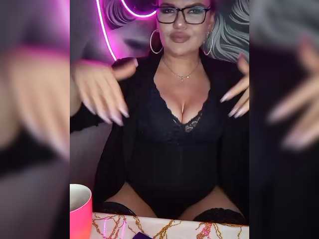 Brunetochkaaa's BongaCams show and profile