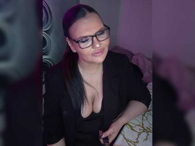 Brunetochkaaa's BongaCams show and profile