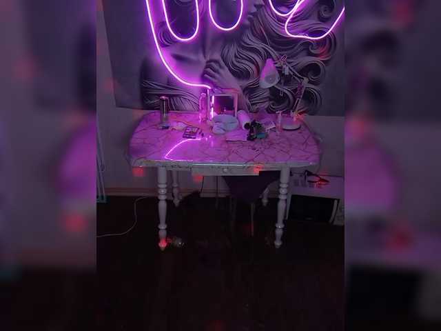 Brunetochkaaa's BongaCams show and profile