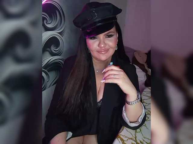 Brunetochkaaa's BongaCams show and profile