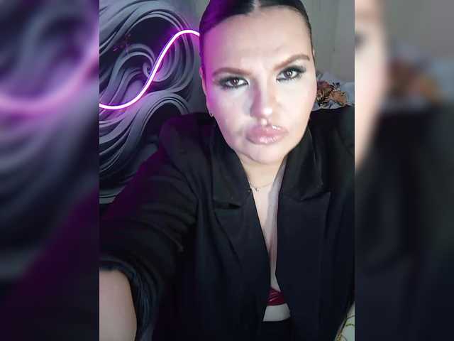 Brunetochkaaa's BongaCams show and profile