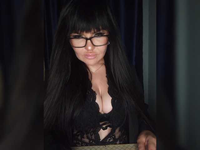  Brunetochkaaa chat room